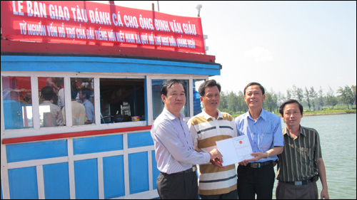 การสัมมนาเกี่ยวกับมาตรการให้การช่วยเหลือชาวประมงพัฒนาเศรษฐกิจทางทะเล